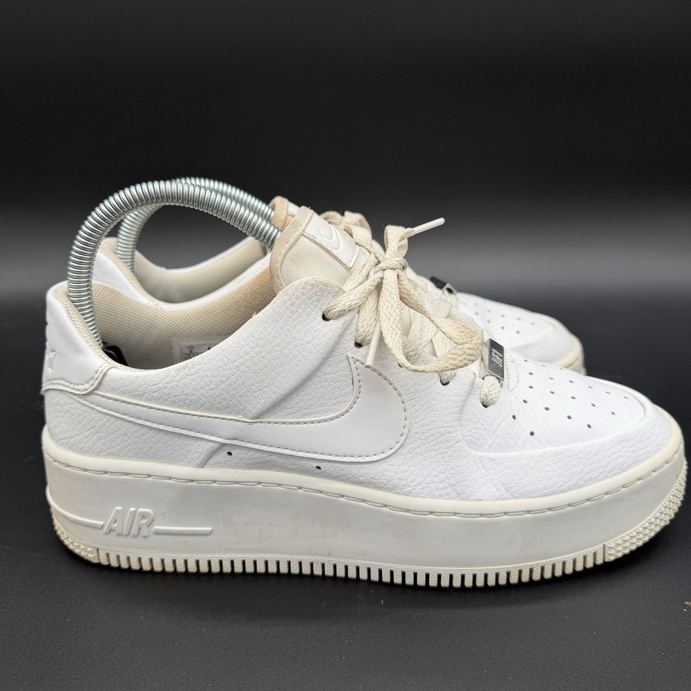 Nike Womens Air Force 1 Sage Low AR5339-100 White Casual Shoes Sneakers Size 9